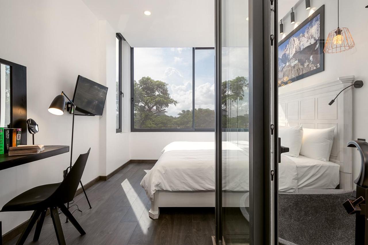 Samaya House ! Entire River House, Inside Euro Village Da Nang. Exterior photo